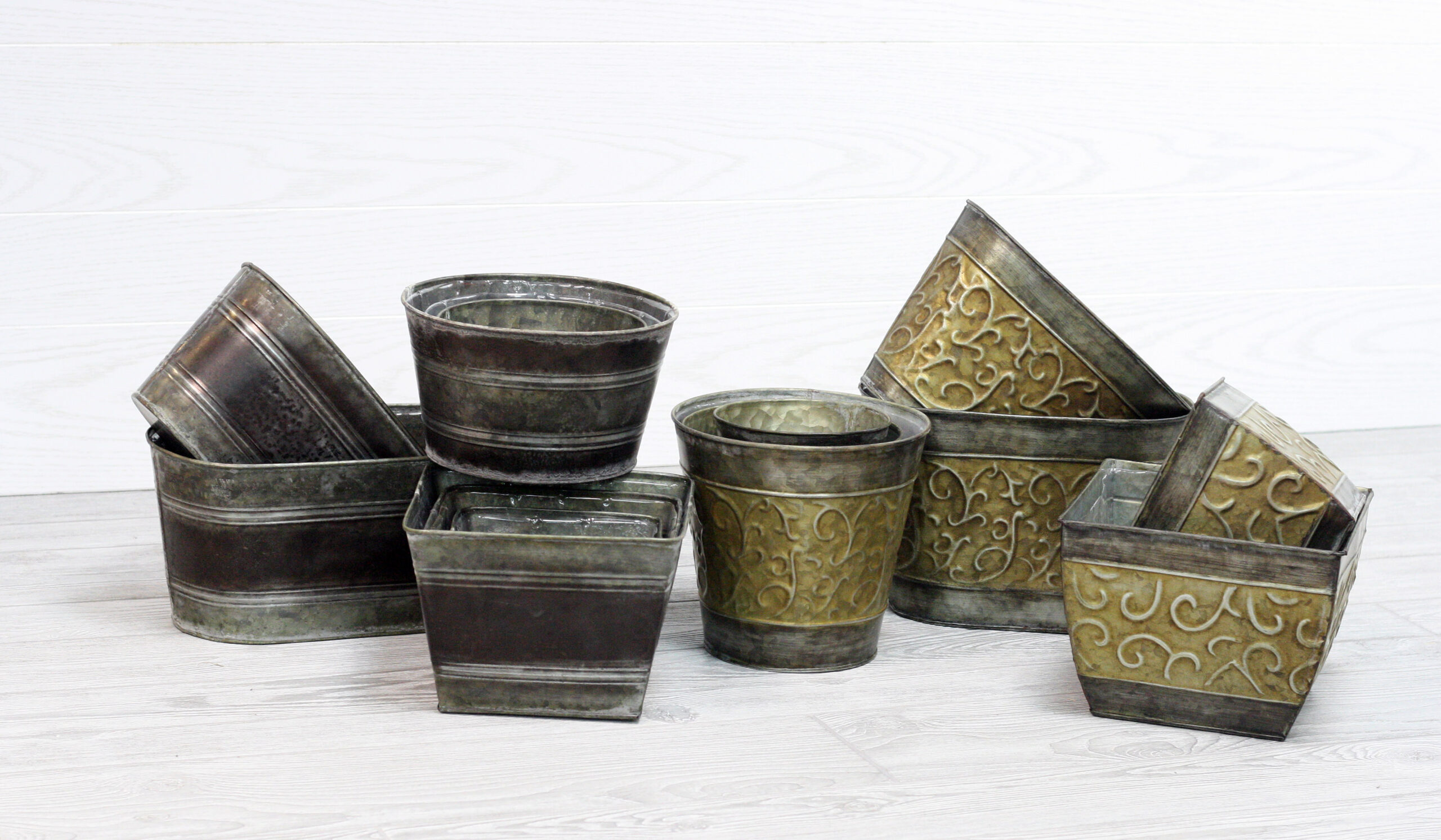 18 Piece Tarnished Copper Metal